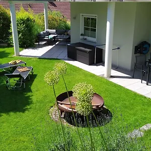  Apartment Entspannen Im Grünen, Mit Eigenem Garten